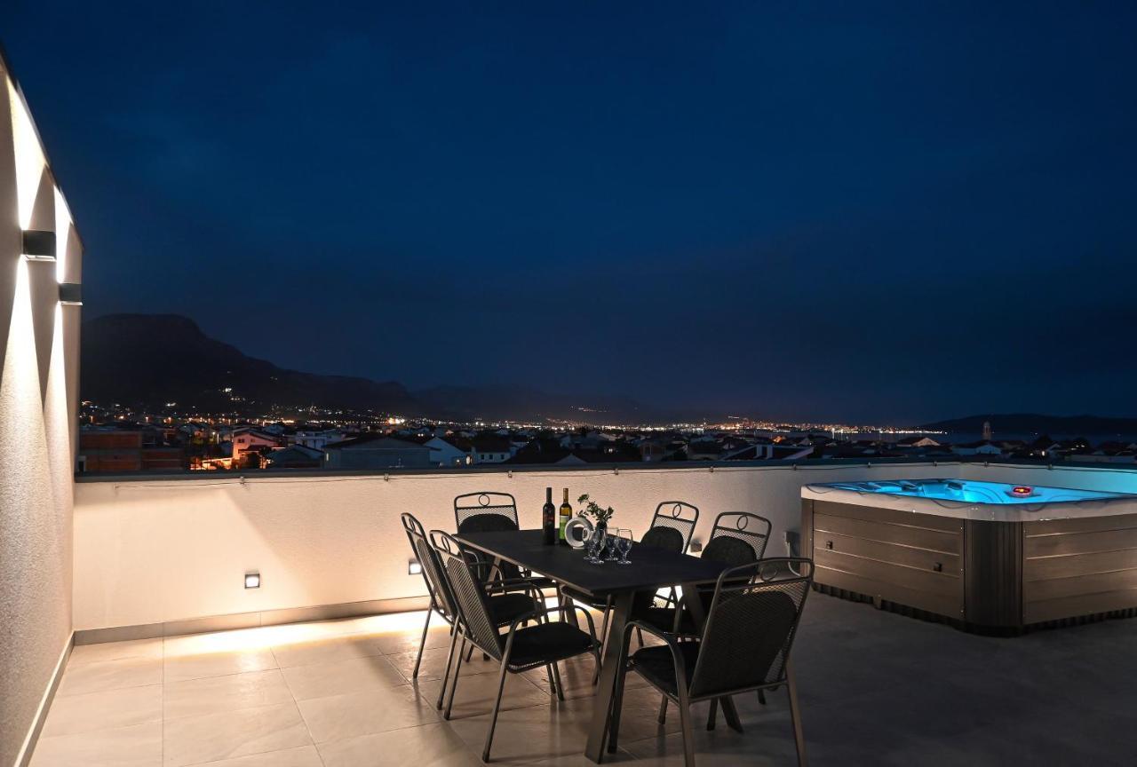 Rooftop New Castel 2023 Kaštela Eksteriør billede
