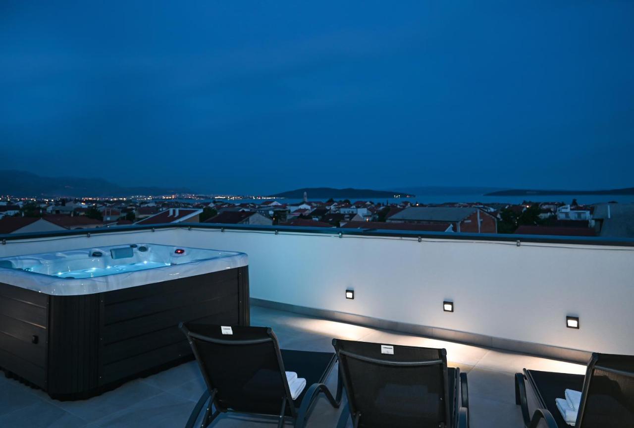 Rooftop New Castel 2023 Kaštela Eksteriør billede